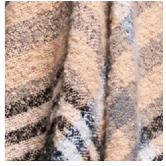 MACCHIA DI NEW YORK PONCHO✨️ - Picture 8 of 10